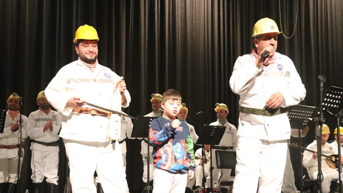 Madencilerden Zonguldak'ta "Dnya Madenciler Gn" konseri