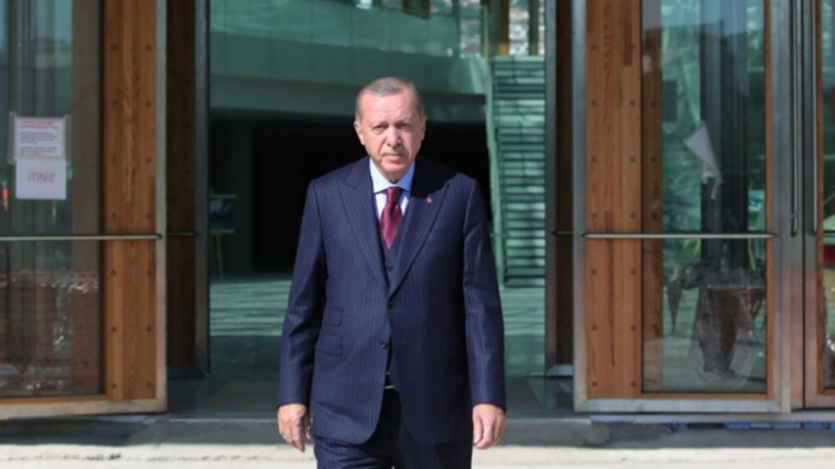 Başkan Erdoğan millet bahçesine dönüştürülecek Atatürk Havalimanı'ndaydı