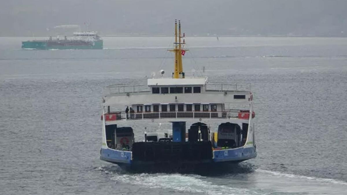 Bozcaada ve Gkeada'ya feribot seferleri iptal edildi