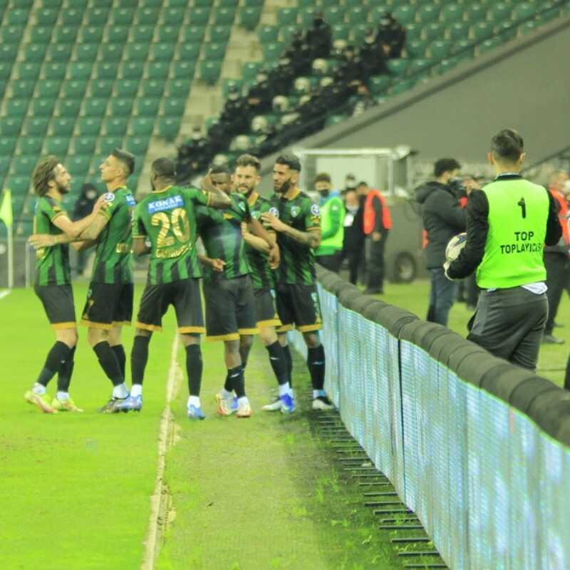 Kocaelispor, BB Erzurumspor'u devirip 3 malk malubiyet serisini sonlandrd