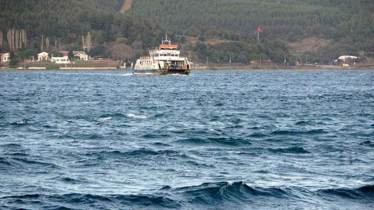 anakkale'de feribot seferleri iptal edildi
