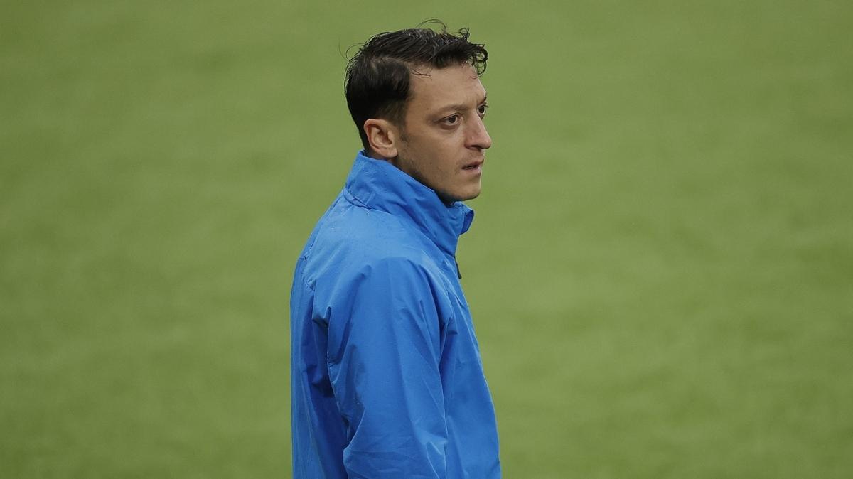 Mesut Özil, Enner Valencia, Mert Hakan Yandaş ve Altay Bayındır bireysel çalıştı