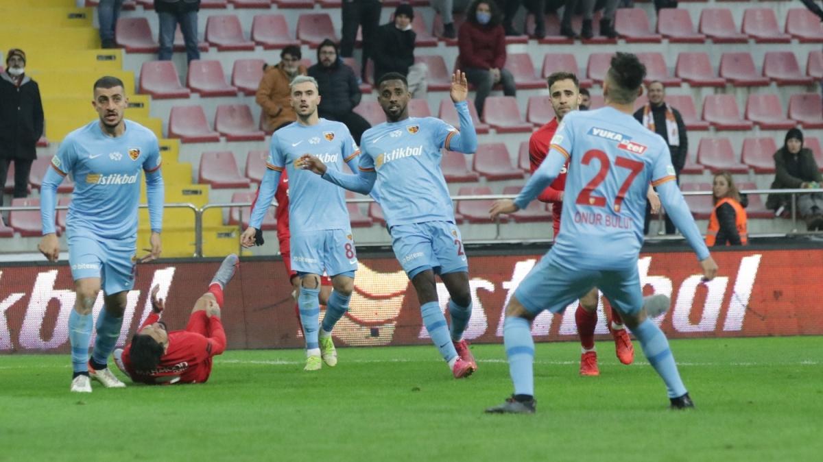 Gol yok, kavga var! Ma sonucu: Yukatel Kayserispor-Gaziantep FK