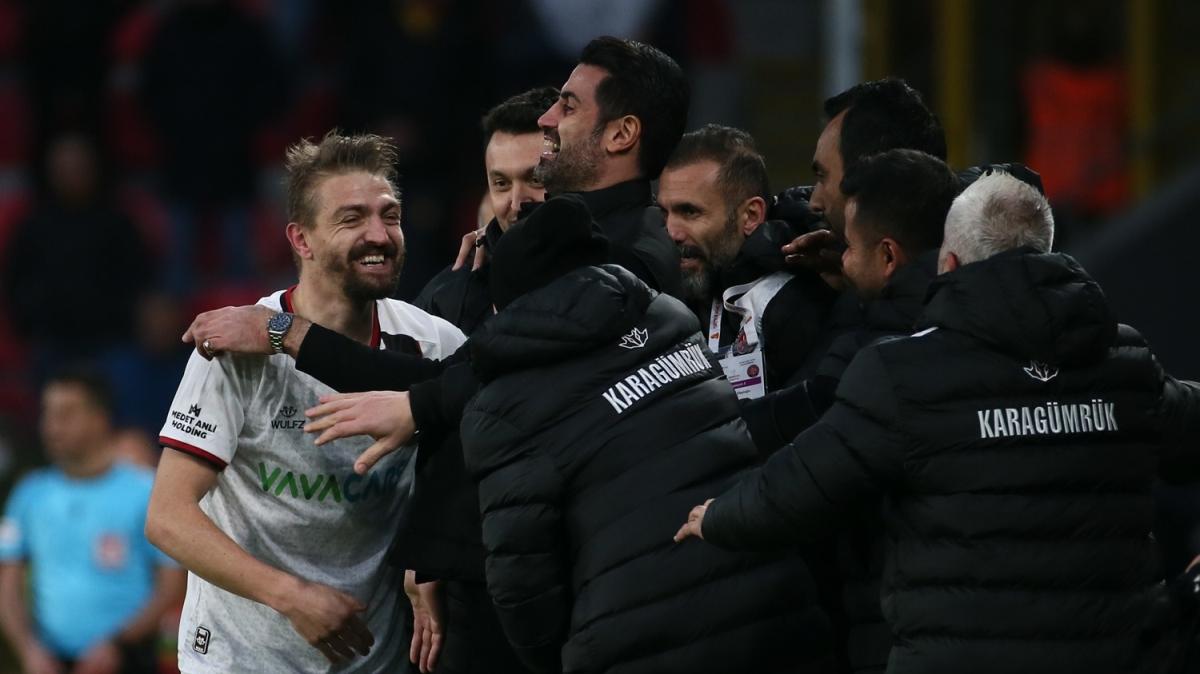 Volkan Demirel, 3 puanla başladı! Maç sonucu: Göztepe-VavaCars Fatih Karagümrük: 0-1