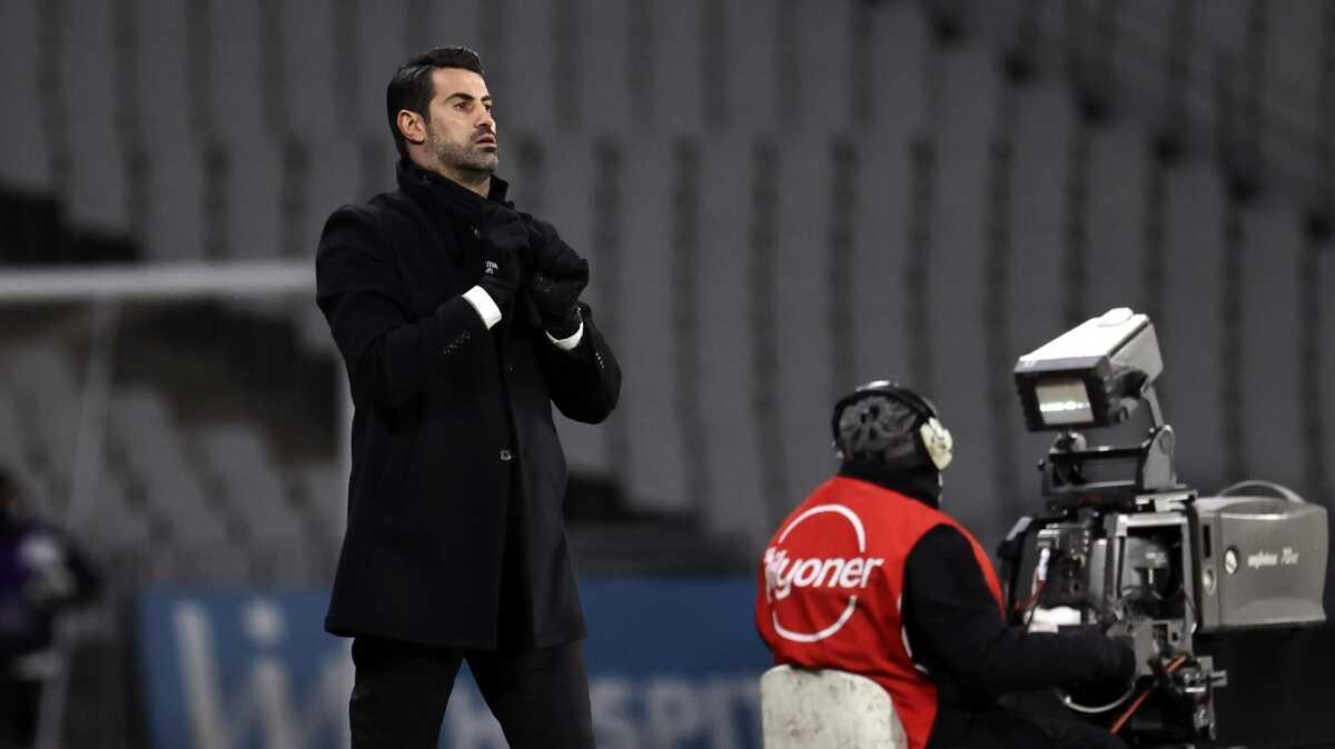 Volkan Demirel Fenerbahe'ye kar