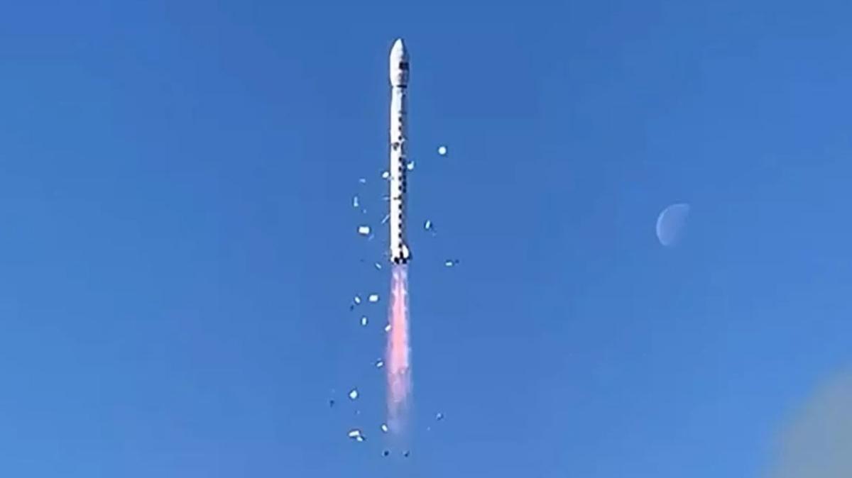 Afet önlemeye ve şehir planlamaya destek olacak... Çin ZY-1 02E'yi uzaya fırlattı