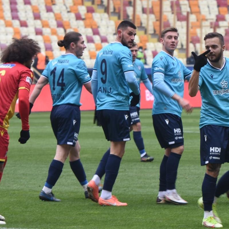 Sumudica'nn altrd Yeni Malatyaspor kupada Bandrmaspor'a elendi
