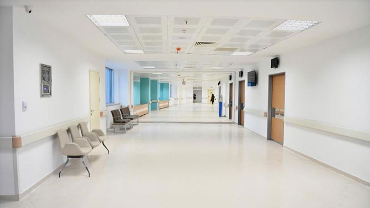 31 Aralık 2021 hastaneler açık mı" Bugün hastaneler yarım gün mü, muayeneler var mı" 