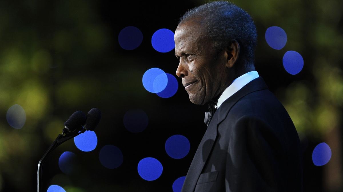 Oscar'l ilk siyah oyuncu Sidney Poiter yaamn yitirdi!