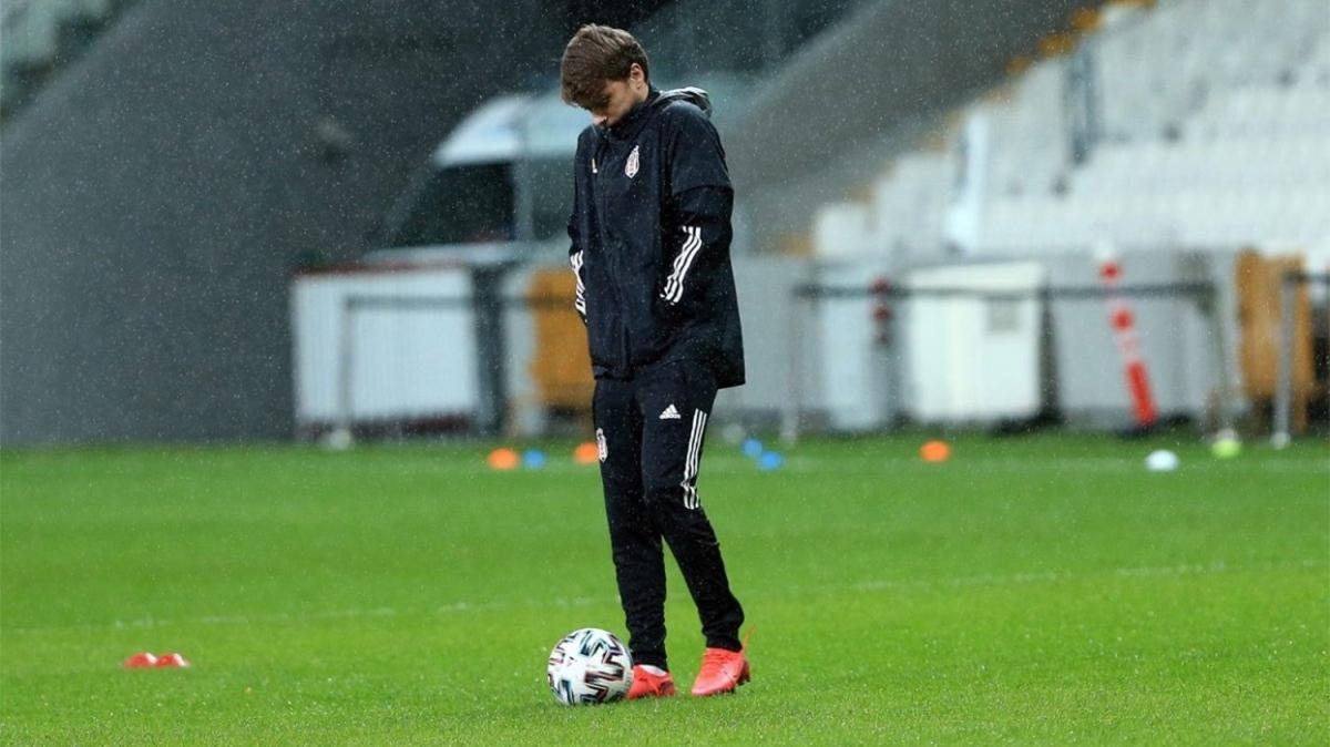 Ma sonu teknik direktr aklad: Adem Ljajic transferinde srpriz gelime! Herkes Medipol Baakehir'i beklerken...