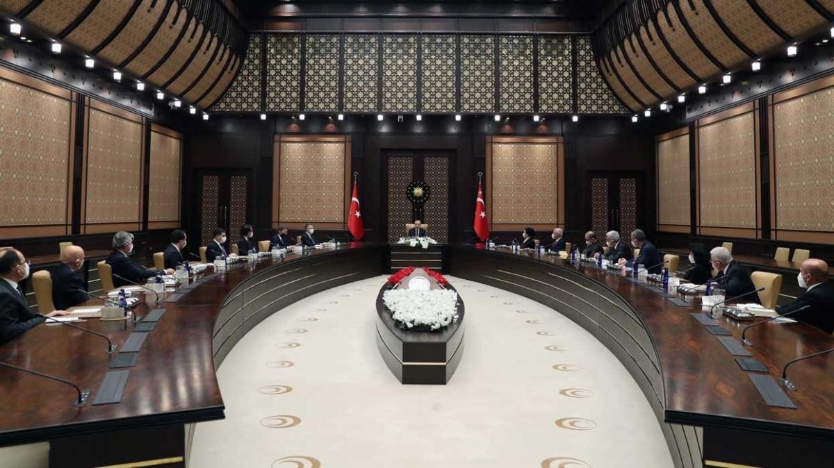 Başkan Erdoğan, Kamu Görevlileri Etik Kurulu heyetini kabul etti