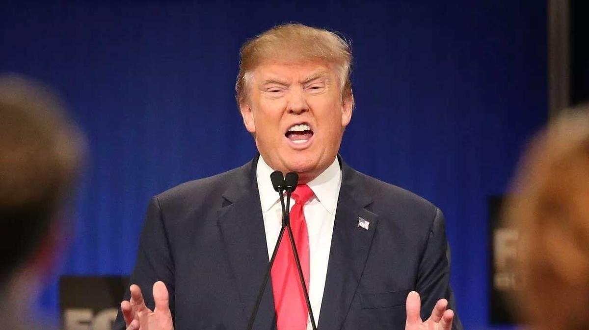 Eski defterler masaya yatrld... Trump yayn terk etti
