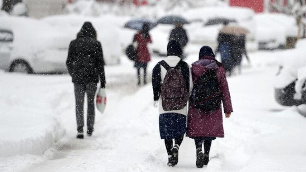 14 Ocak Cuma günü hangi illerde okullar tatil olacak" Van, Konya ve Kars'ta bugün okullar tatil mi"