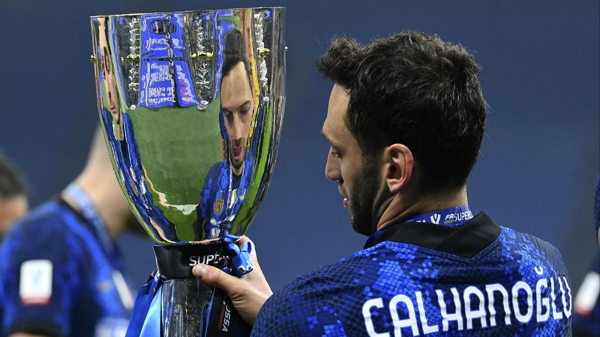 Hakan Çalhanoğlu, Inter'de aralık ayının en iyisi