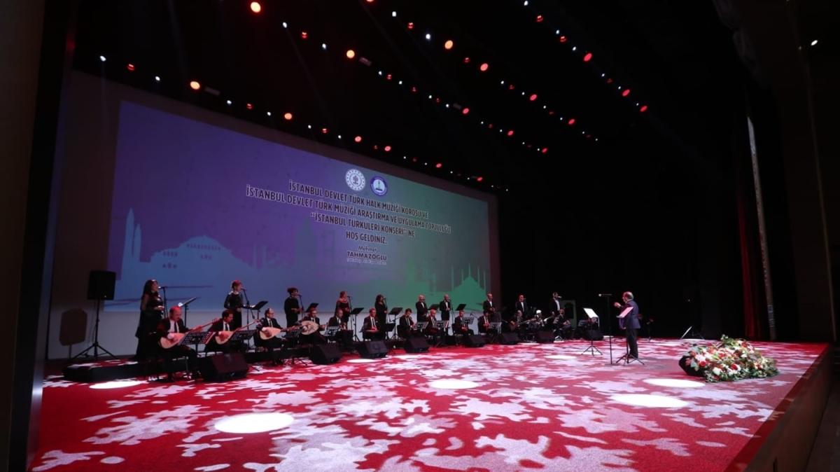 stanbul Devlet Trk Halk Mzik Korosu, ahinbey'de konser verdi