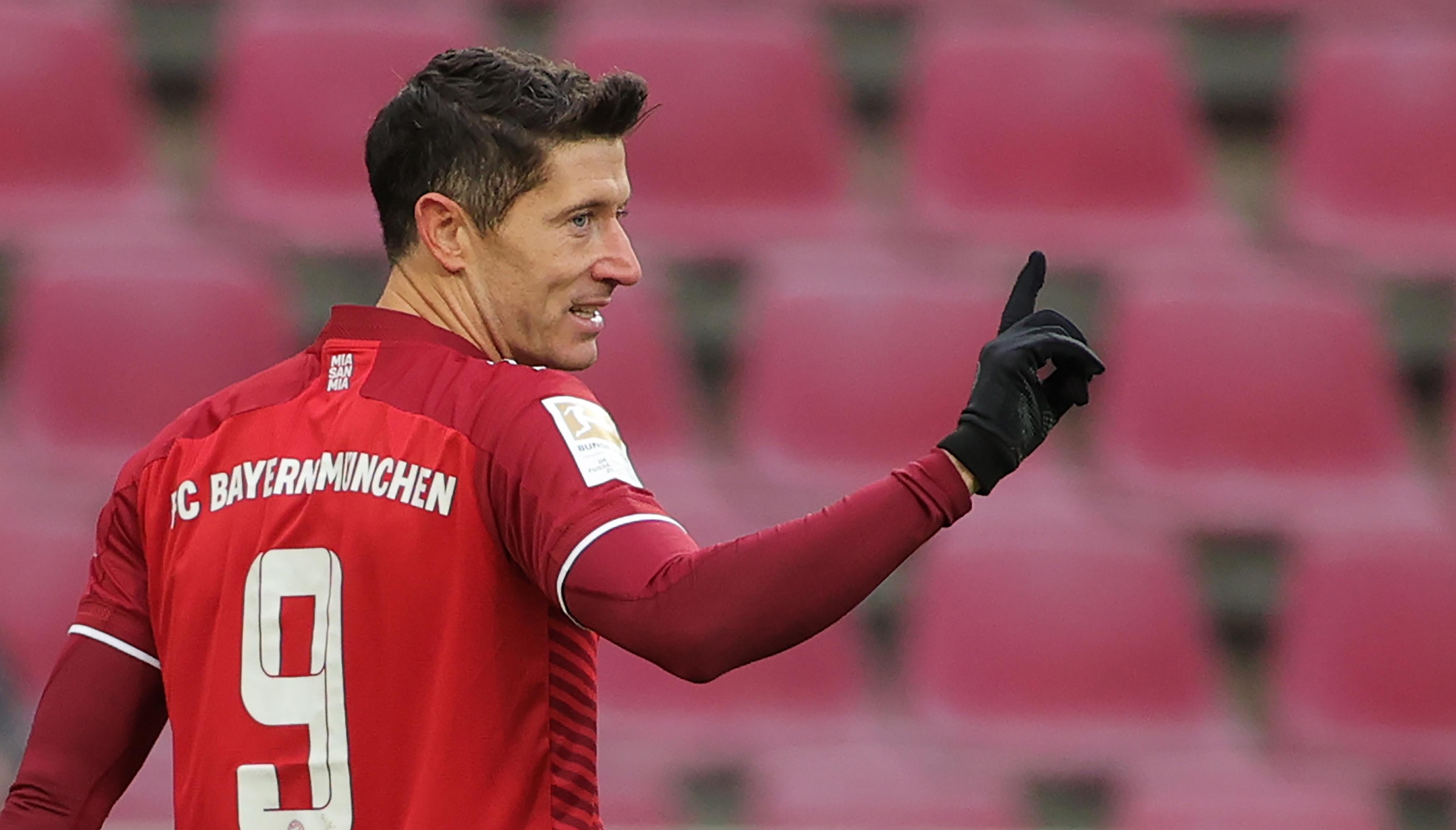FIFA yılın oyuncusu ödülü Lewandowski'nin