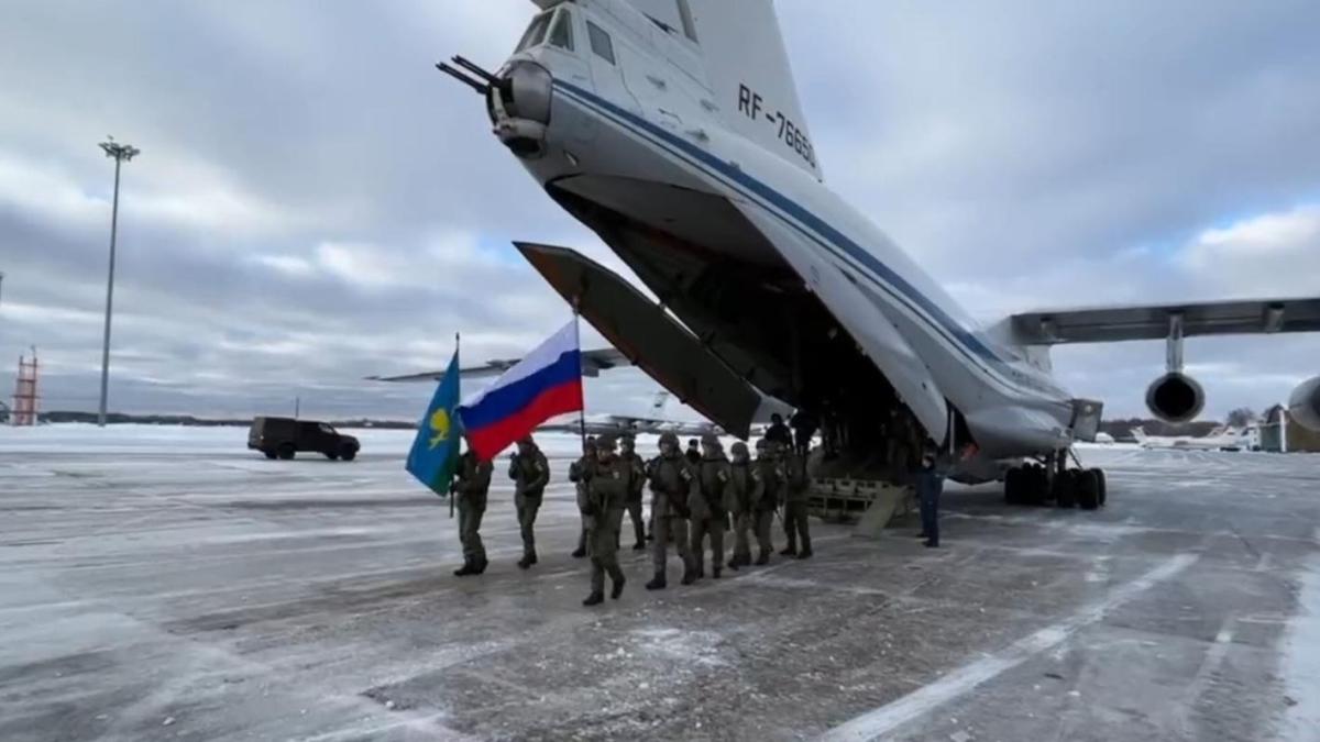 Rus askerlerinin tamamı Kazakistan'dan ayrıldı