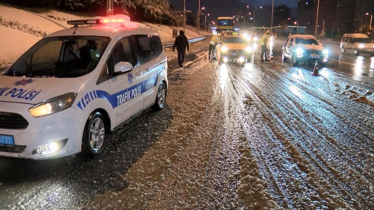 stanbul'da yarg mensuplarna idari izin