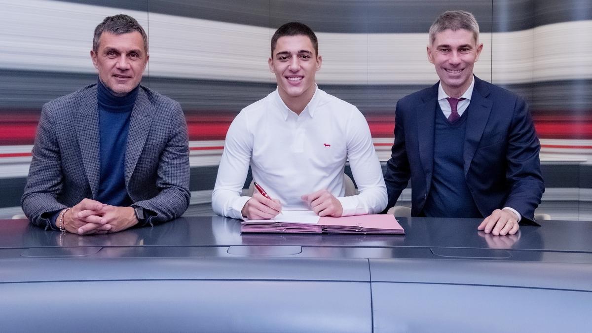 Fenerbahçeli eski yıldızın yeğeni Milan'a transfer oldu