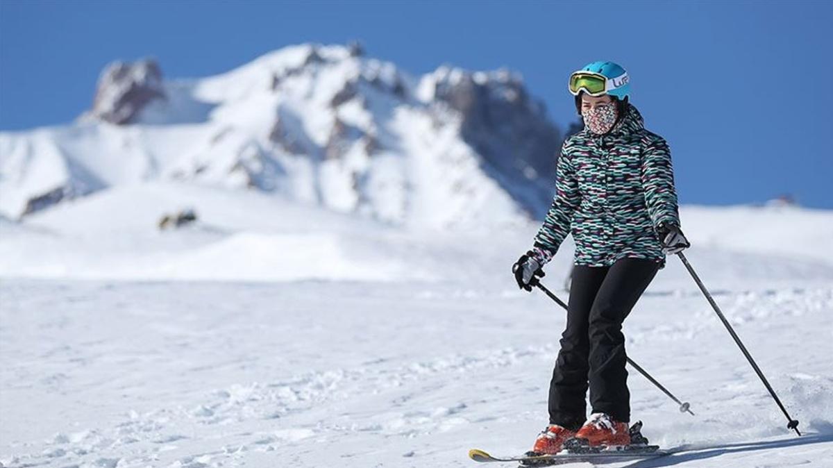Avrupa'nın en iyi kayak merkezi seçiliyor... Erciyes finale kaldı
