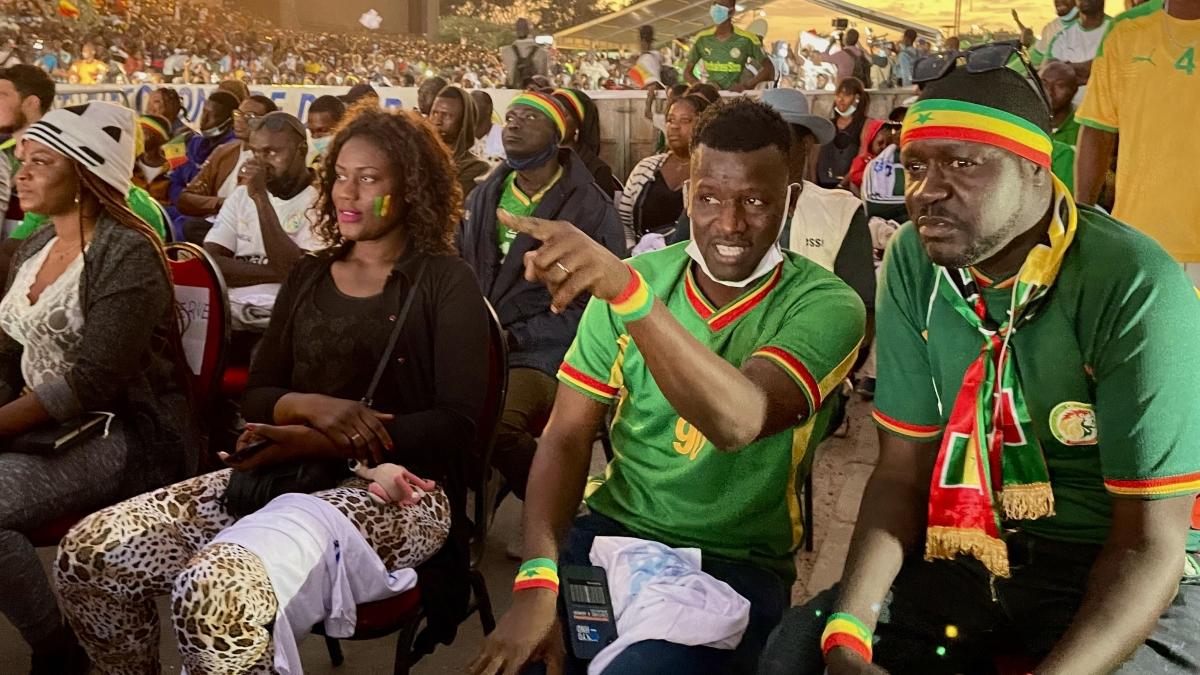 Kamerun,+yar%C4%B1+final+ma%C3%A7%C4%B1+%C3%B6ncesi+bayram+yeri+gibi