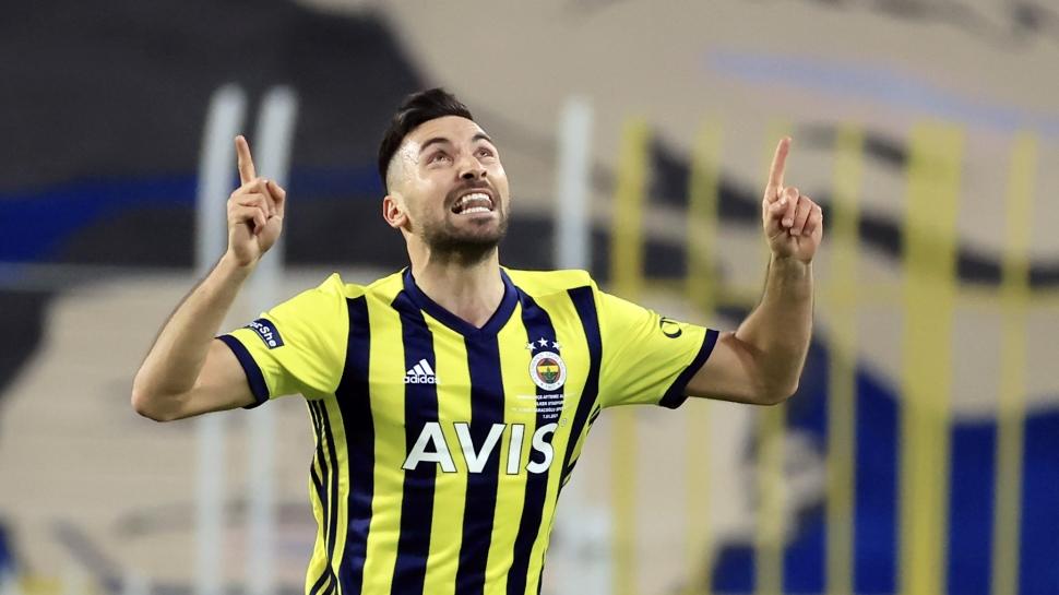 Sinan G�m�� her teklifi reddetti, kendi buldu�u tak�ma gidiyor!