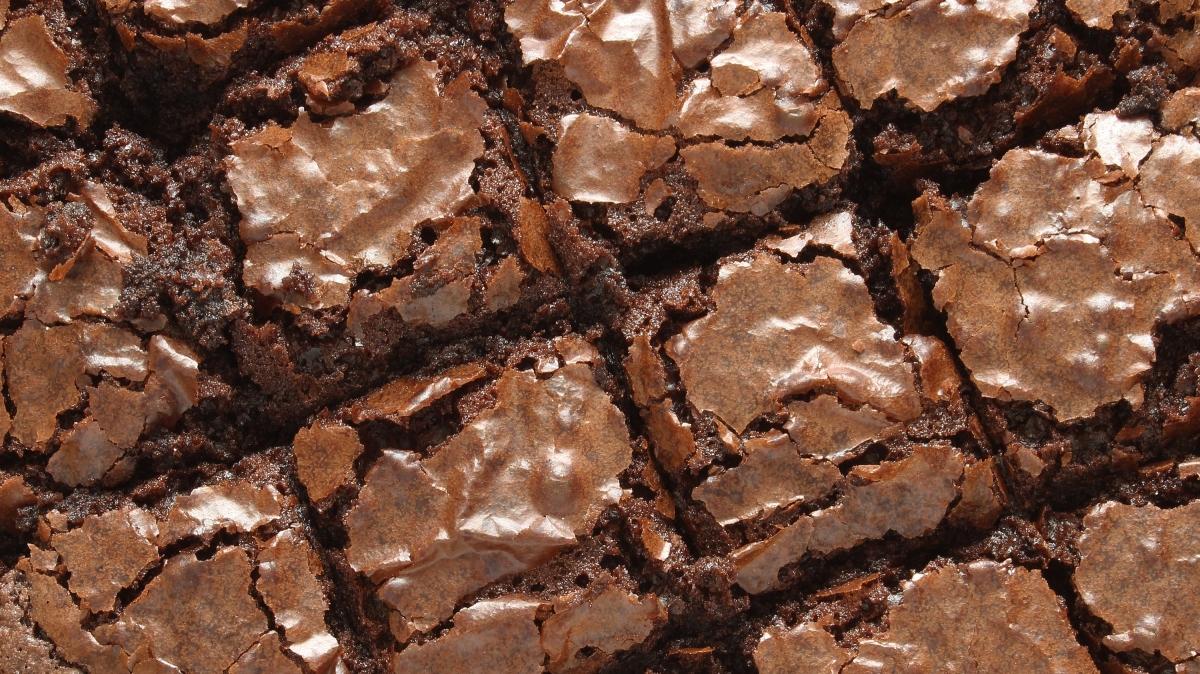 Islak brownie tarifi ! ayn yanna lezzetli kek tarifi