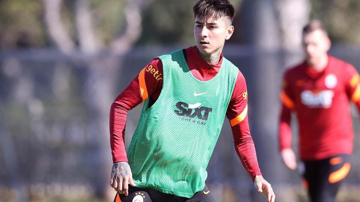 Galatasaray'da Pulgar ve Mohamed sahaya kyor