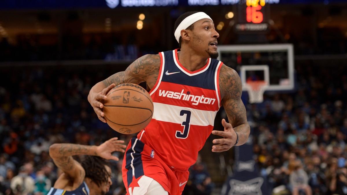 Bradley Beal sezonu kapatt