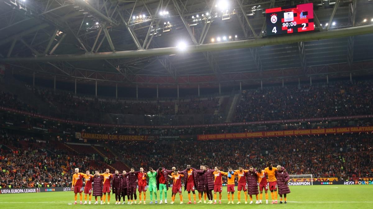 Galatasaray'n olas rakipleri kozlarn paylamak iin sahneye kyor