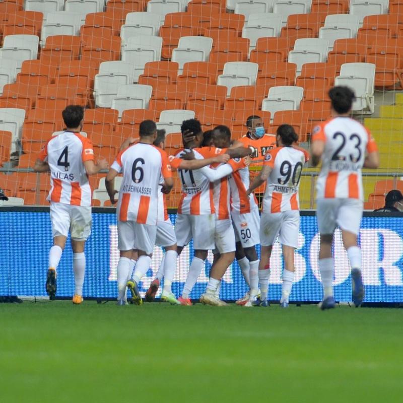 Adanaspor ile Erzurumspor yeniemedi