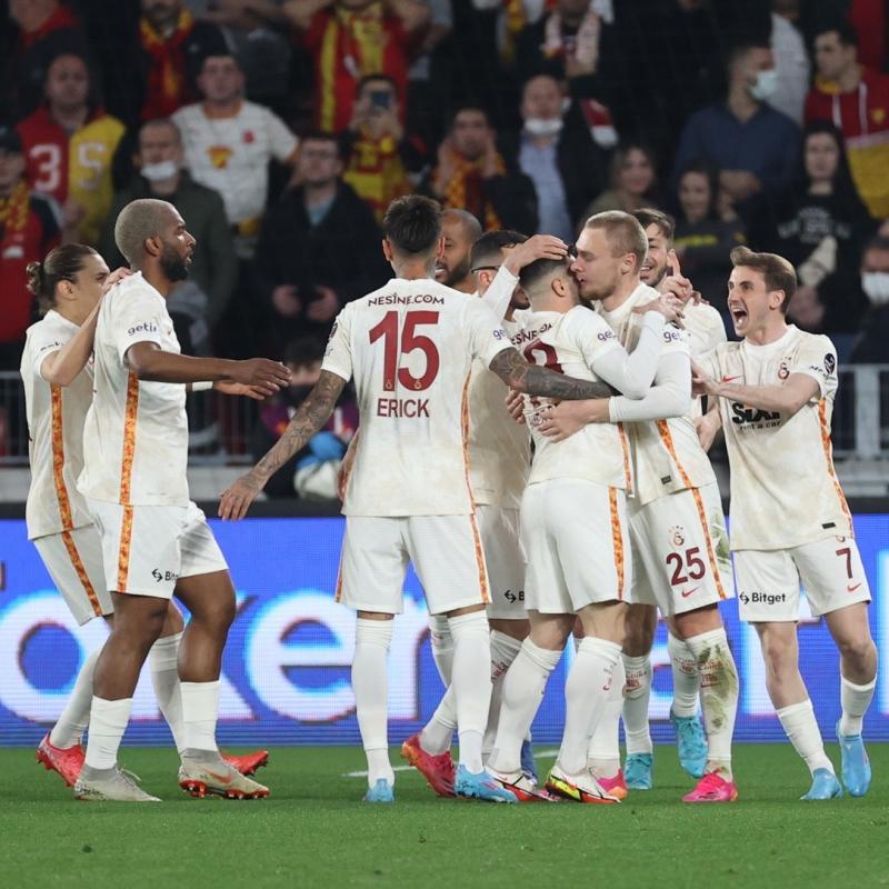 İzmir'de tarihe geçecek maç! 'VAR' penaltılarının galibi Galatasaray