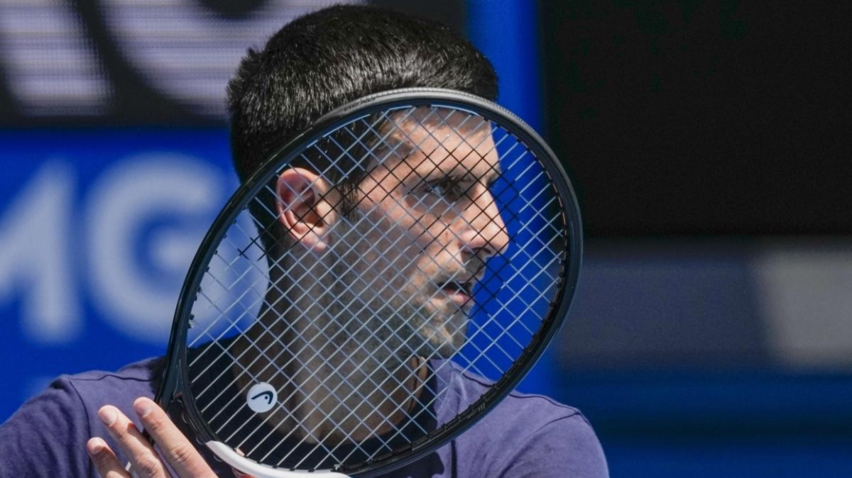 Novak Djokovic a sebebiyle bir turnuvay daha karacak