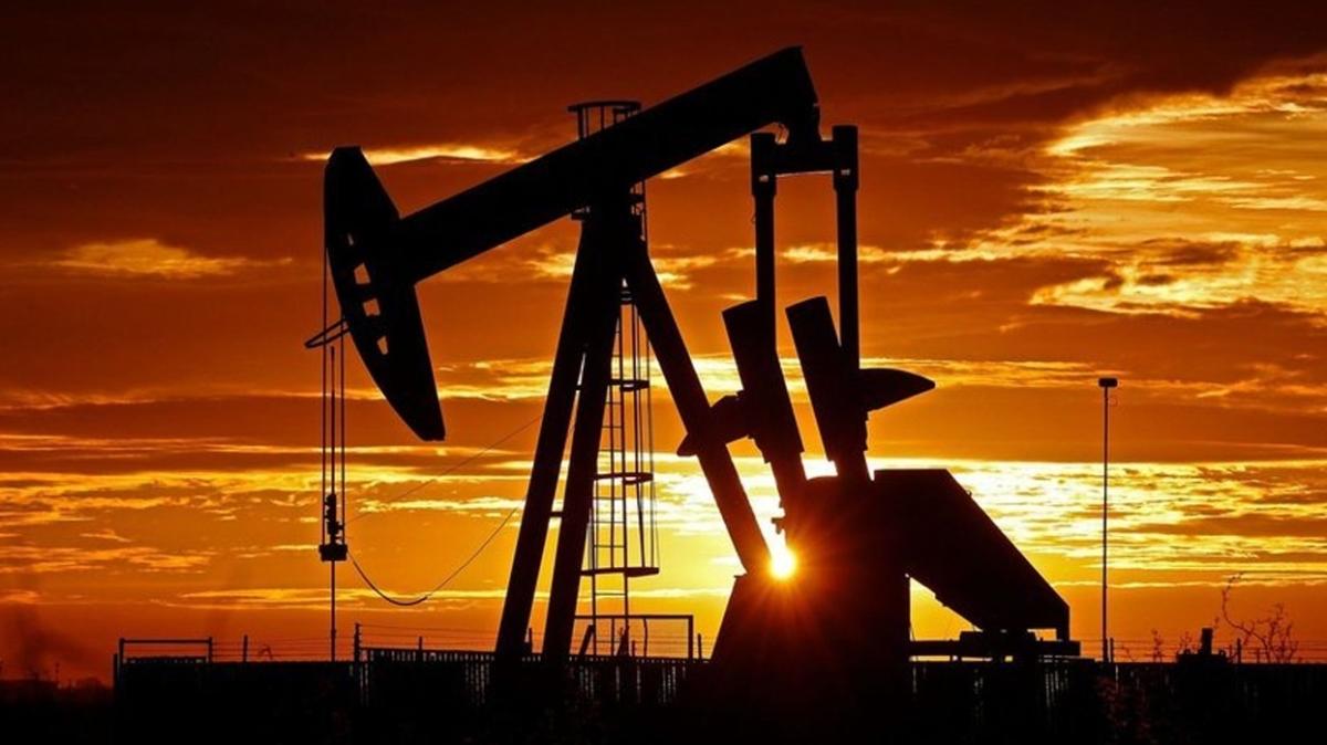 Brent petroln varili, uluslararas piyasalarda 93,60 dolardan ilem gryor