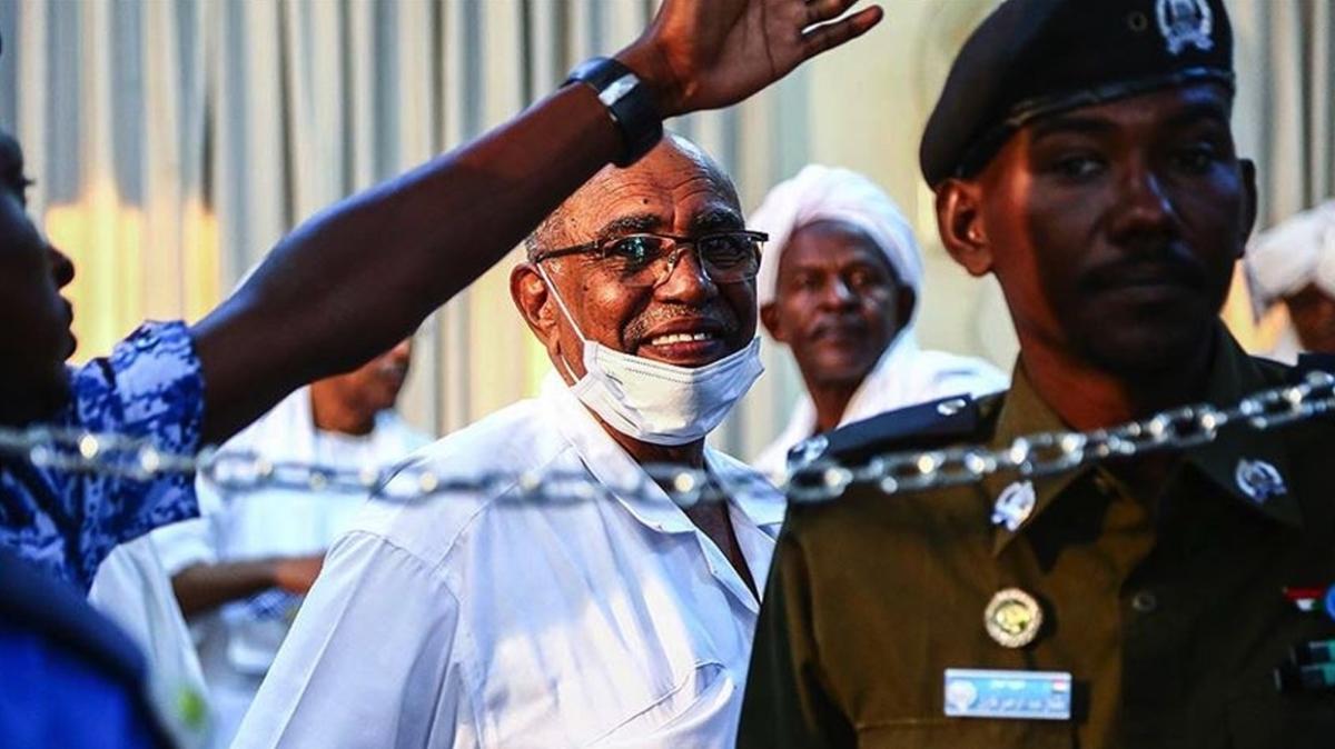 Sudan'da eski Cumhurbakan Beir yarglanacak