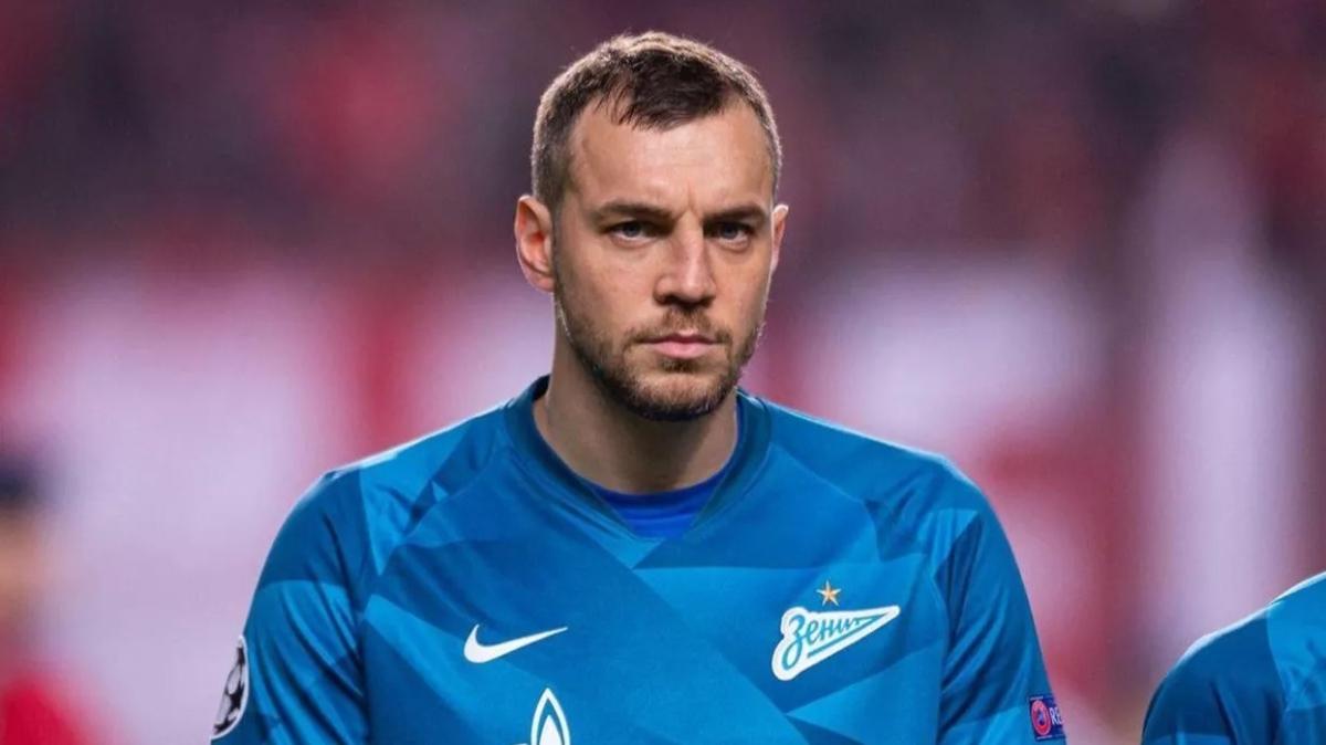 Artem Dzyuba Andiry Yarmolenko Vitaliy Mykolenko rusya ukrayna fotoraflar resimleri