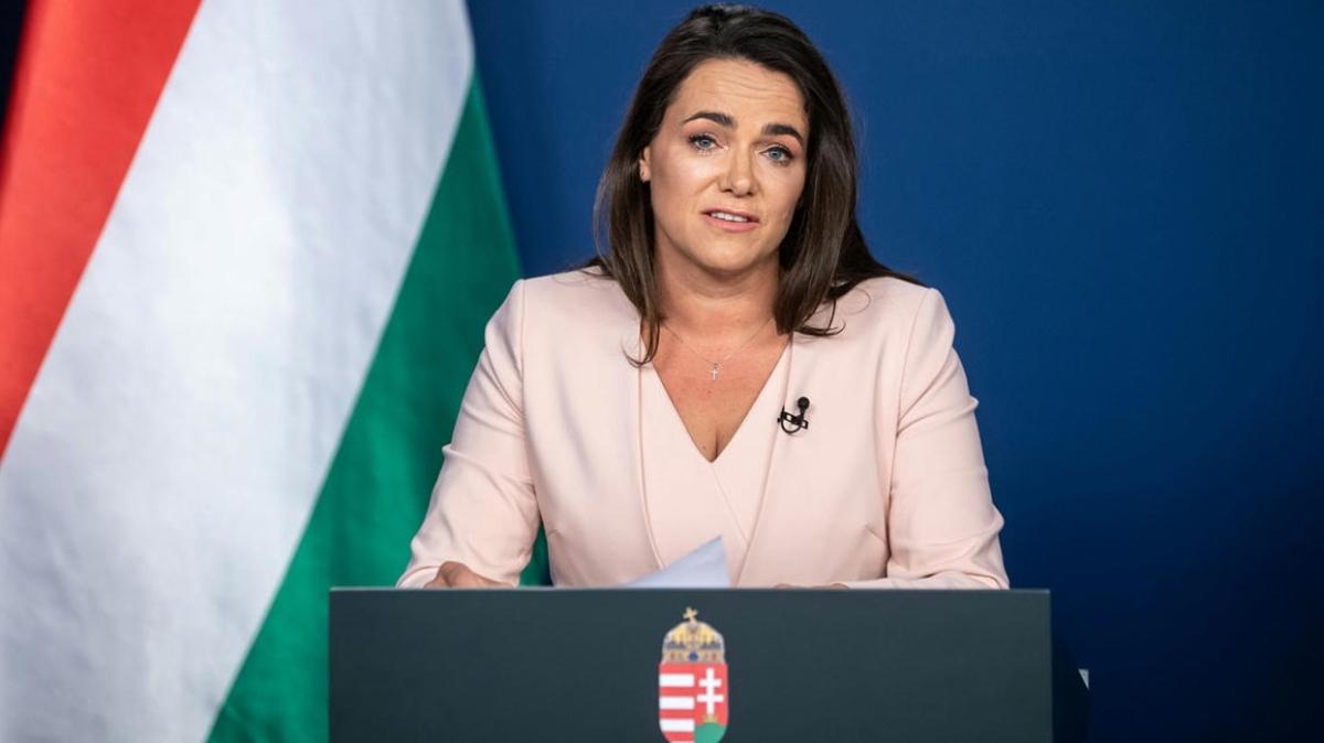 Macaristan'ın ilk kadın cumhurbaşkanı Novak oldu