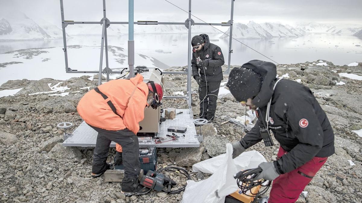 Yerli ekipmanlarla Antarktika'da almalar hzland