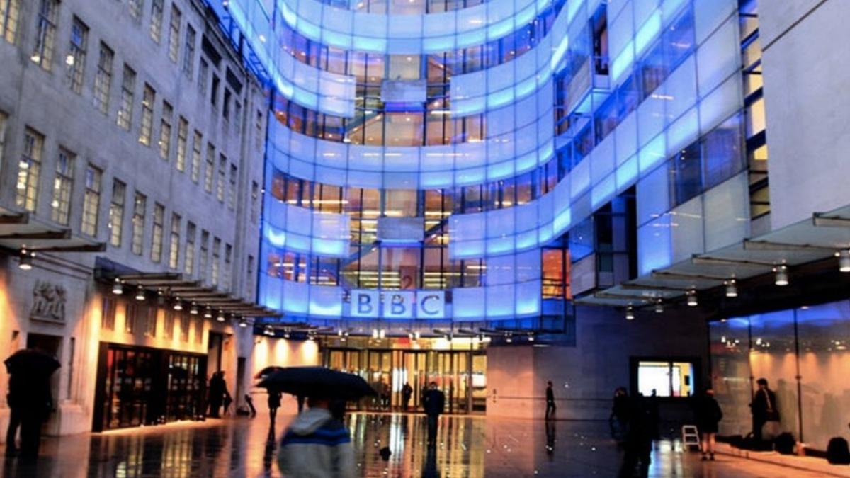 Senegal'de Ruanda soykrmyla ilgili rportaj yapan gazeteciyi iten karan BBC'ye ceza