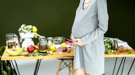 Hamilelikte bu besinleri kesin tketin! Bebein zeksn etkiliyor