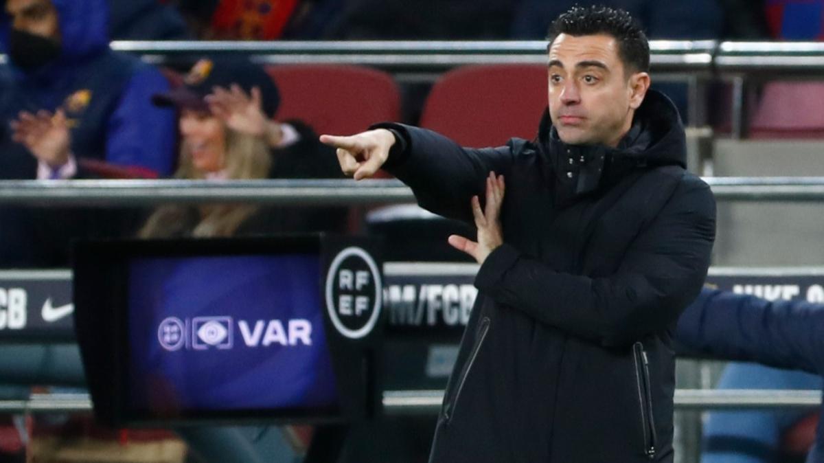 Xavi'den Barcelona'ya Galatasaray uyars: Kmsemeyin...