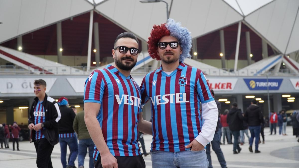 Trabzonspor'dan taraftarlarna seslendi: "Mutlulua kurun skma"
