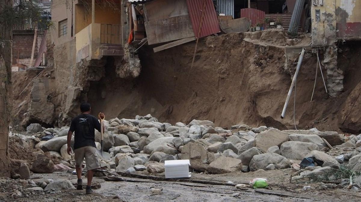 120 kerpi ev kullanlamaz hale geldi! Peru'da 5,5 byklnde deprem