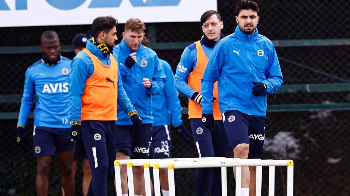 Fenerbahe Konyaspor'a bileniyor