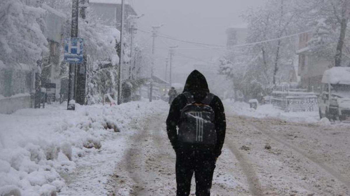stanbul, Ankara ve zmir'de kar ya ne kadar srecek" Hafta sonu hava durumu nasl olacak" 