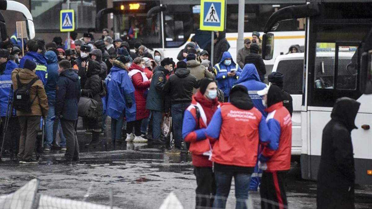 Ukrayna'dan aklama: 190 bin sivil tahliye edildi