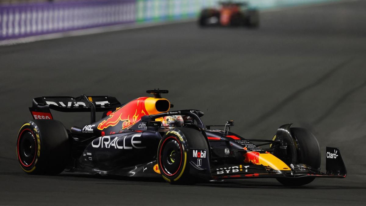 Suudi Arabistan'da zafer Max Verstappen'in oldu