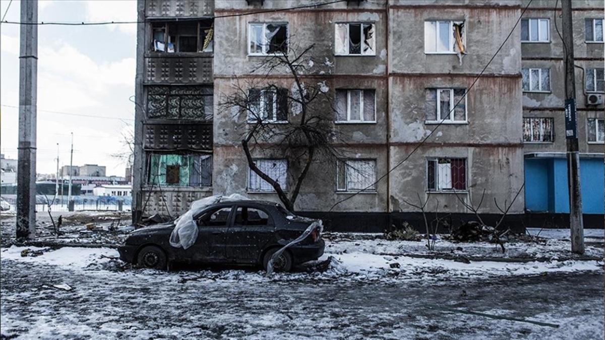 Ukrayna Savunma Bakanl aklad: Rus birlikleri 70 km kadar pskrtld