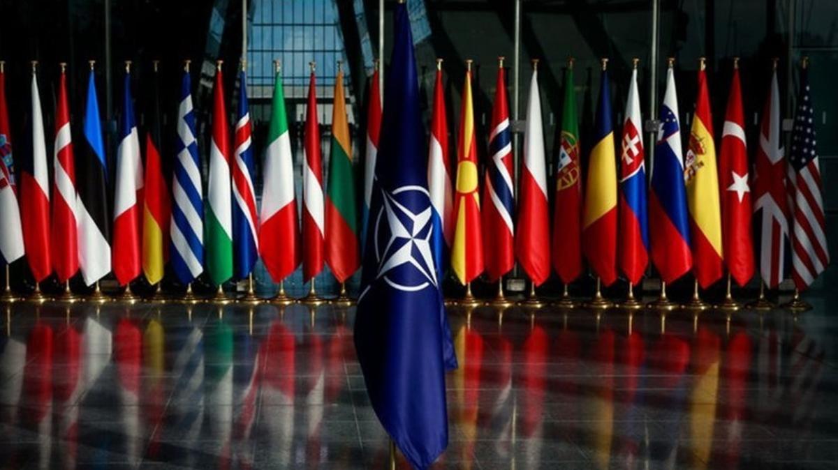 Bulgaristan'da NATO yesi lkeler Ukrayna'ya destek verdi
