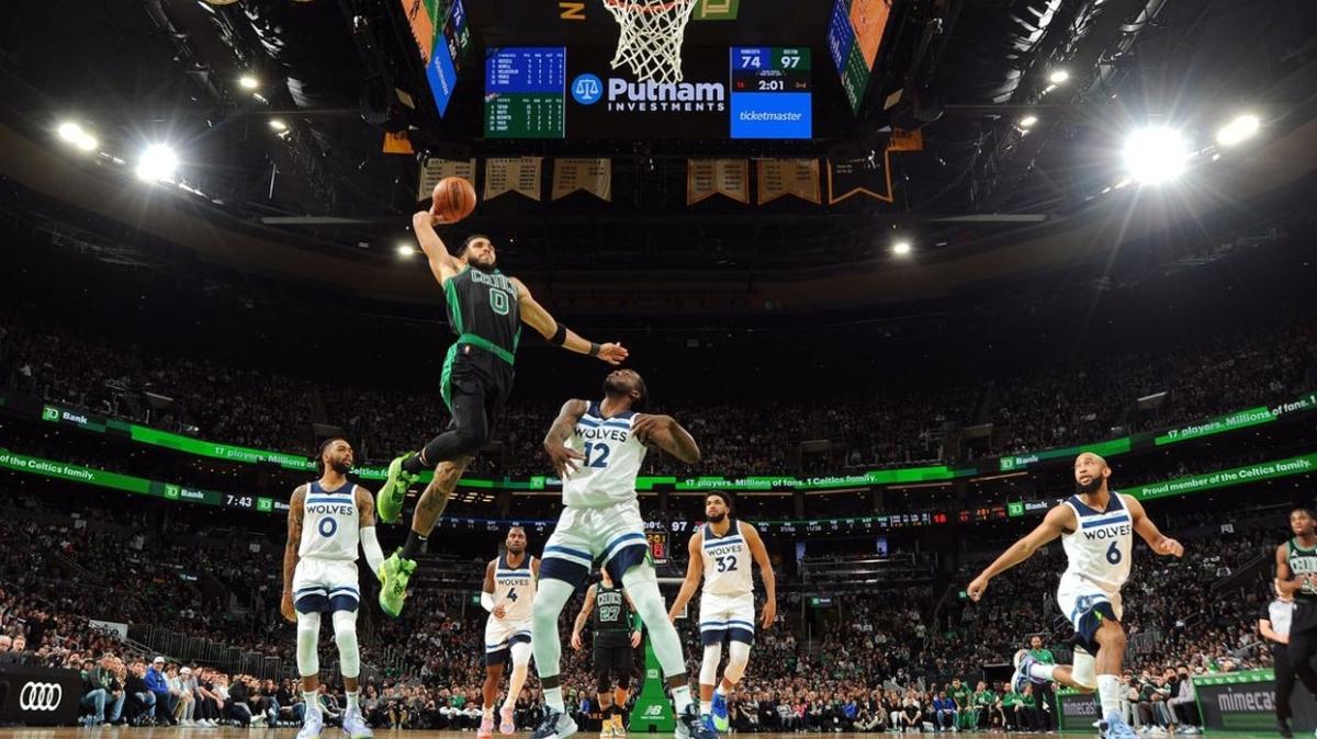 NBA'de Boston Celtics pe pee 6'nc galibiyetini ald